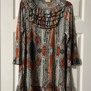 Perfect for fall! Nuggles top